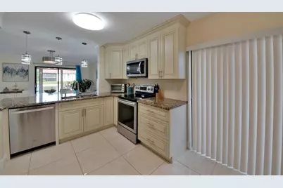 10223 N Circle Lake Drive #102, Boynton Beach, FL 33437 - Photo 11