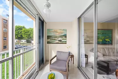 202 SE 10th Street #205, Dania Beach, FL 33004 - Photo 17