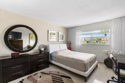202 SE 10th Street #205, Dania Beach, FL 33004 - Photo 9