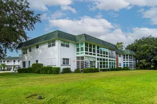 2800 Indian River Blvd, Vero Beach, FL 32960 - Photo 5