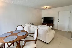 17570 Atlantic Blvd, Sunny Isles Beach, FL 33160 - Photo 7