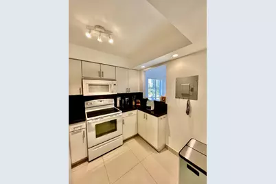 17570 Atlantic Boulevard #416, Sunny Isles Beach, FL 33160 - Photo 11