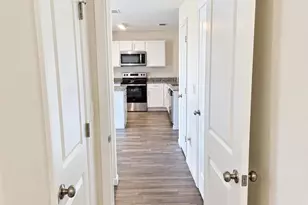 520 W Tarpon Blvd NW, Port Charlotte, FL 33952 - Photo 13