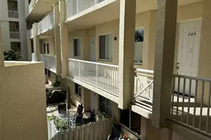 3500 Oaks Clubhouse Dr, Pompano Beach, FL 33069 - Photo 15