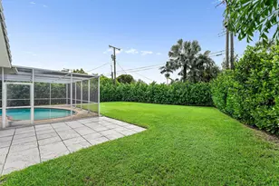1368 SW 13th St, Boca Raton, FL 33486 - Photo 23