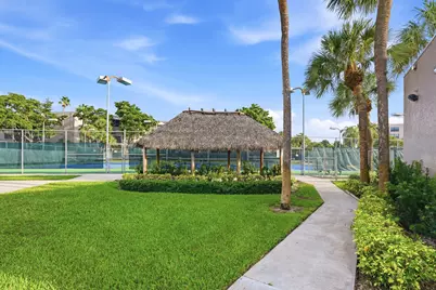 1000 Colony Point Circle #110, Pembroke Pines, FL 33026 - Photo 29