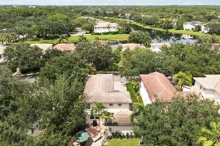 654 Castle Dr, Palm Beach Gardens, FL 33410 - Photo 35