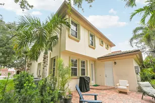 654 Castle Dr, Palm Beach Gardens, FL 33410 - Photo 27