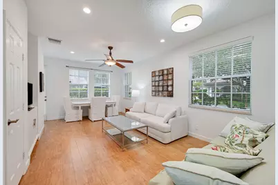 654 Castle Drive, Palm Beach Gardens, FL 33410 - Photo 3