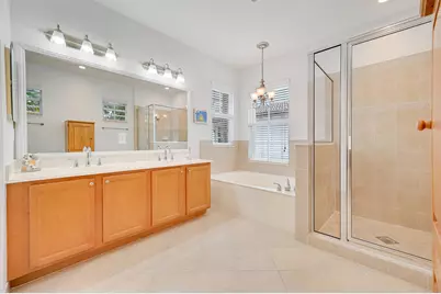 654 Castle Drive, Palm Beach Gardens, FL 33410 - Photo 11