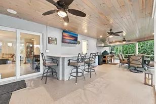 3590 Lakeview Dr, Delray Beach, FL 33445 - Photo 39