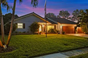 3590 Lakeview Dr, Delray Beach, FL 33445 - Photo 1