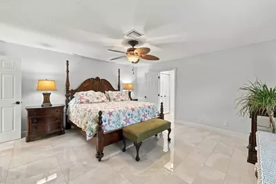 3590 Lakeview Drive, Delray Beach, FL 33445 - Photo 19