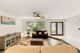 3590 Lakeview Dr, Delray Beach, FL 33445 - Photo 7