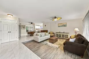 3590 Lakeview Dr, Delray Beach, FL 33445 - Photo 5