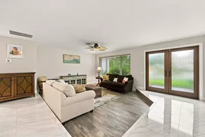 3590 Lakeview Drive, Delray Beach, FL 33445 - Photo 3