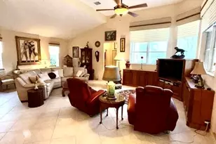 8047 N Savannah Cir, Davie, FL 33328 - Photo 15