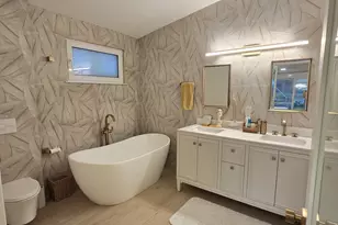 1210 Oakwater Dr, Royal Palm Beach, FL 33411 - Photo 9