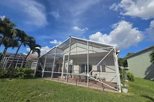 1210 Oakwater Dr, Royal Palm Beach, FL 33411 - Photo 15