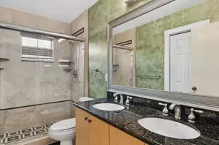 7652 NW 23rd St, Pembroke Pines, FL 33024 - Photo 33