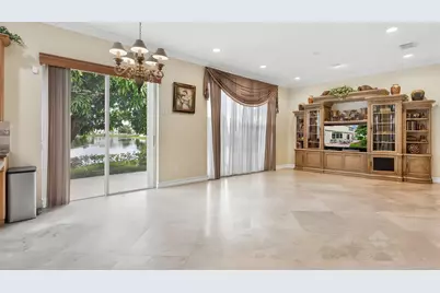 7652 NW 23rd Street, Pembroke Pines, FL 33024 - Photo 11