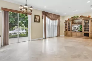 7652 NW 23rd St, Pembroke Pines, FL 33024 - Photo 11