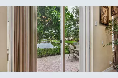 7652 NW 23rd Street, Pembroke Pines, FL 33024 - Photo 13