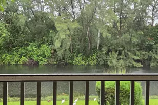 130 Lake Meryl Dr, West Palm Beach, FL 33411 - Photo 5