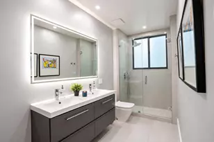 3600 Yacht Club Dr, Aventura, FL 33180 - Photo 17