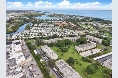 300 N Hwy A1A #402 O, Jupiter, FL 33477 - Photo 1