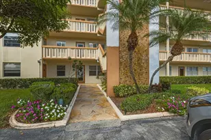 1018 Newcastle A, Boca Raton, FL 33434 - Photo 5