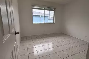 208 E Tiffany Dr, Mangonia Park, FL 33407 - Photo 9