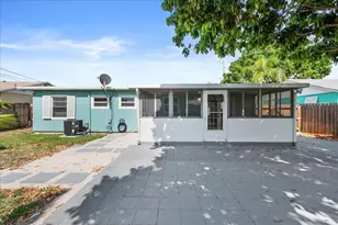503 N Pennock Ln, Jupiter, FL 33458 - Photo 5