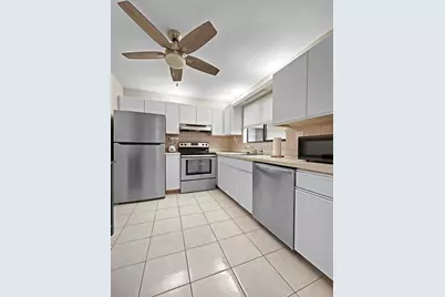 15217 Lakes Of Delray Boulevard #107, Delray Beach, FL 33484 - Photo 5