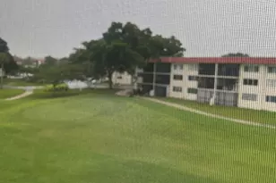 291 S Hollybrook Dr, Pembroke Pines, FL 33025 - Photo 9