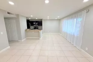 907 Meadows Cir, Boynton Beach, FL 33436 - Photo 1