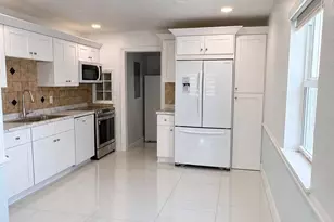 2333 Wabasso Dr, West Palm Beach, FL 33409 - Photo 7
