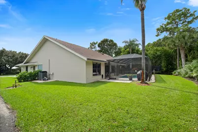 1873 SW Hunters Club Way, Palm City, FL 34990 - Photo 37