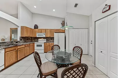 8464 Logia Circle, Boynton Beach, FL 33472 - Photo 5
