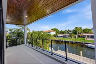 2360 NE 49th St, Lighthouse Point, FL 33064 - Photo 61