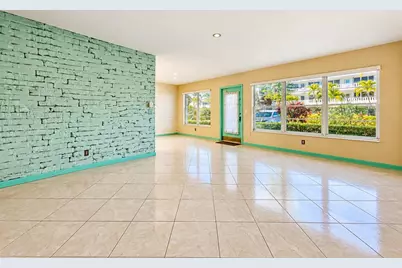 110 Wellington B, West Palm Beach, FL 33417 - Photo 5