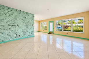 110 Wellington B, West Palm Beach, FL 33417 - Photo 5