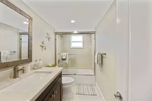 321 SE 3rd St, Dania Beach, FL 33004 - Photo 23