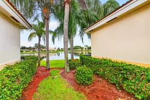 2340 Windjammer Way, West Palm Beach, FL 33411 - Photo 7