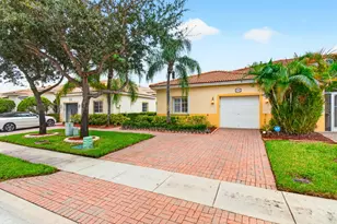 2340 Windjammer Way, West Palm Beach, FL 33411 - Photo 3