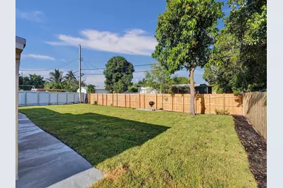 5231 NE 19th Terrace, Pompano Beach, FL 33064 - Photo 11