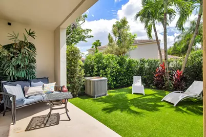 9086 Tremezzo Lane, Boynton Beach, FL 33472 - Photo 21