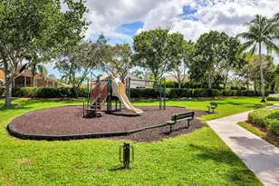 9086 Tremezzo Ln, Boynton Beach, FL 33472 - Photo 33
