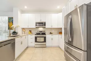 9086 Tremezzo Ln, Boynton Beach, FL 33472 - Photo 3