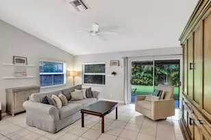 3763 S Lancewood Pl, Delray Beach, FL 33445 - Photo 9